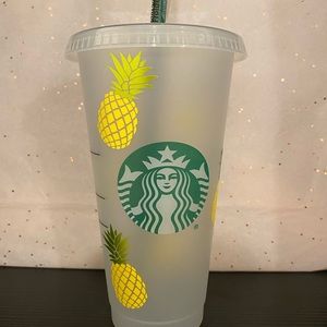 ✨🍍NEW Starbucks Pineapple Personalized cup🍍✨